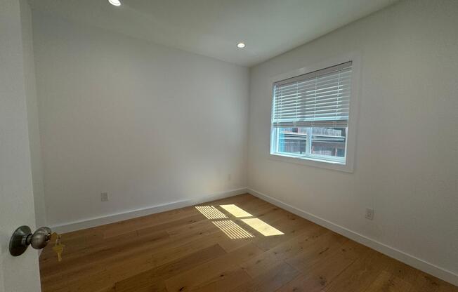 53 LEDYARD ST