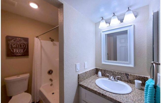 2 beds, 1 bath, 750 sqft, $2,395, Unit 208