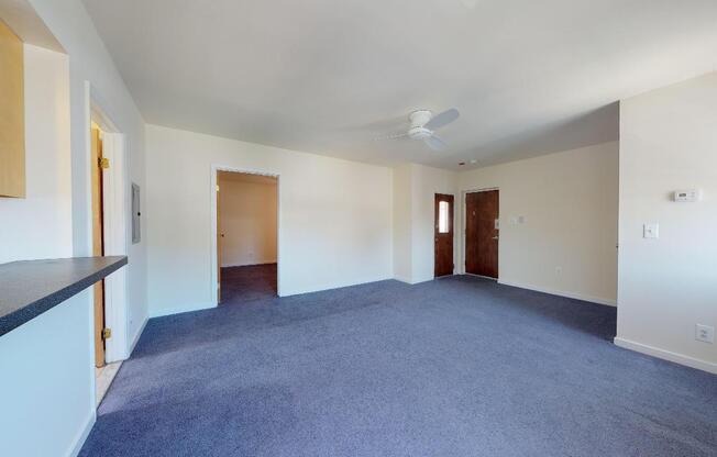 Walnut Court Apartments