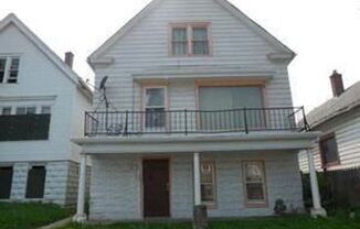 2123 S 5th Pl