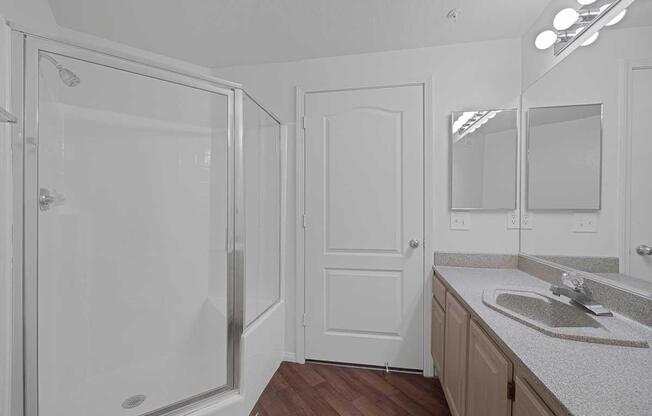1 bed, 1 bath, 740 sqft, $1,425