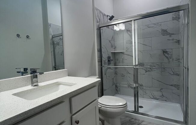 1 bed, 1 bath, 859 sqft, $1,600, Unit A103