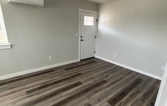 6920-1t - 4734-4736 Gebhard