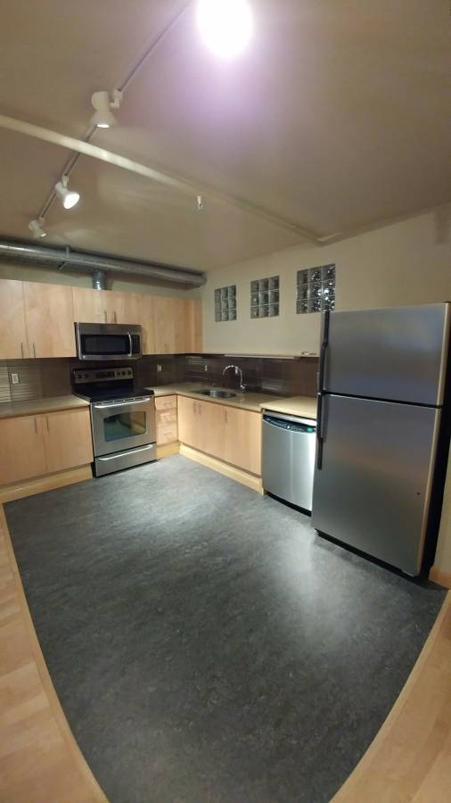 2015 Terry Ave #102