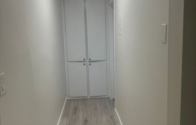 Studio, 1 bath, $1,600, Unit Apt 214