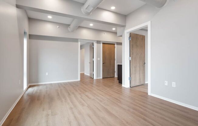 2 beds, 1 bath, 819 sqft, $1,575, Unit 2408