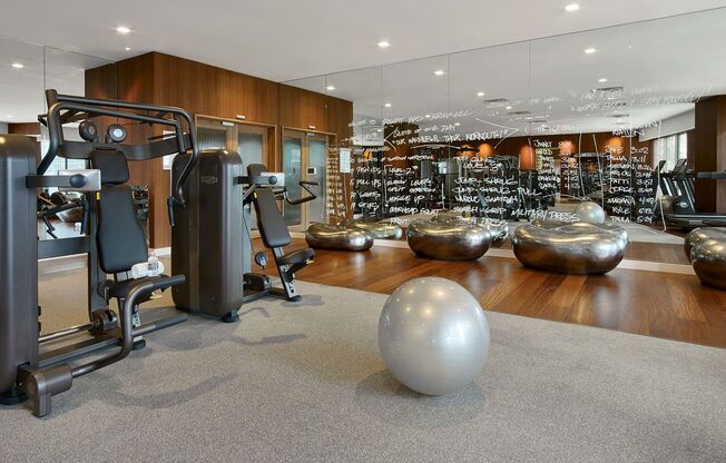 1 bed, 1 bath, $3,450, Unit Unit #4107