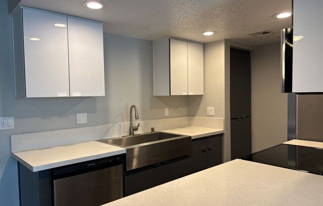 1 bed, 1 bath, 668 sqft, $2,245, Unit 8K