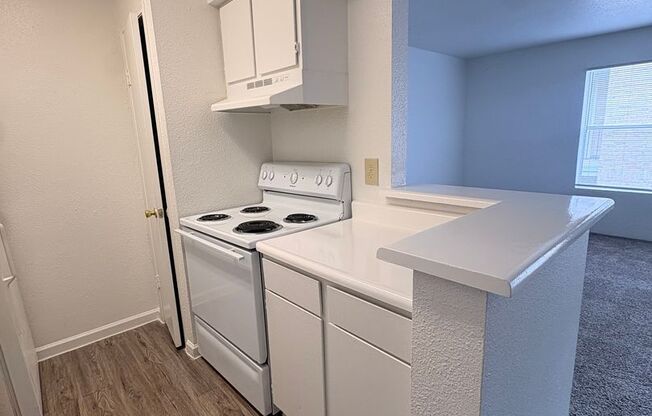 1 bed, 1 bath, 640 sqft, $885, Unit 0704