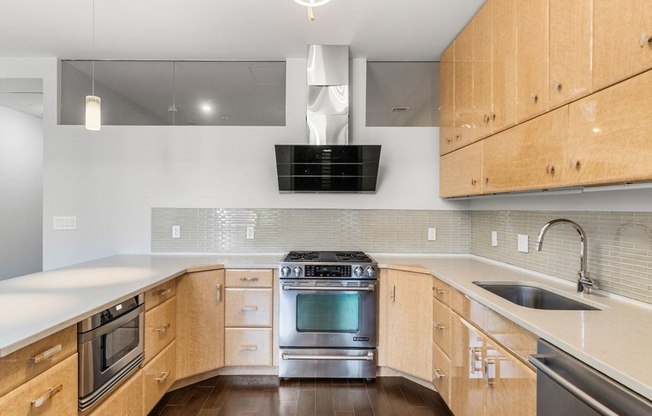 1 bed, 1 bath, 847 sqft, $3,800, Unit 309