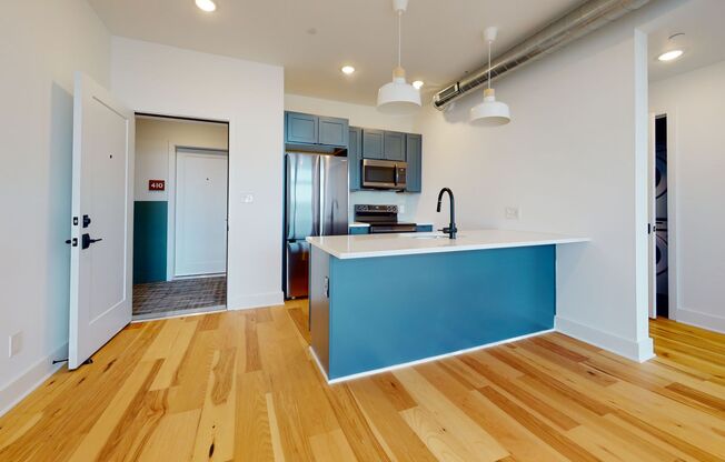 1 bed, 1 bath, 615 sqft, $1,450, Unit 311