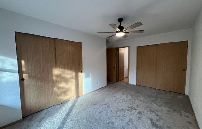 2 beds, 2 baths, $2,200