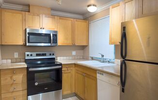 3 beds, 2 baths, $1,850, Unit # L 202