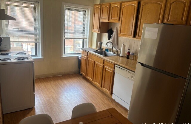 525 NEWBURY ST