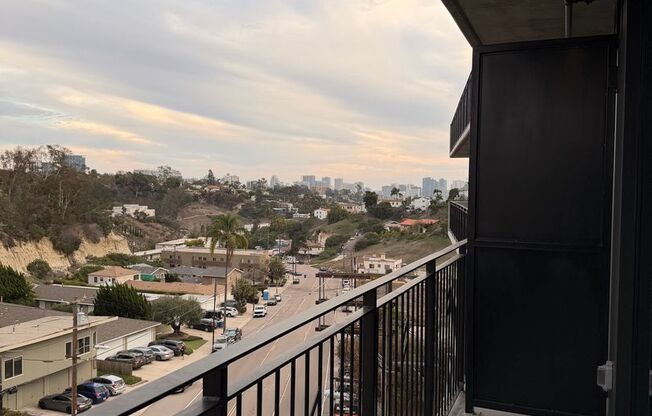 Studio, 1 bath, 468 sqft, $2,495, Unit 612