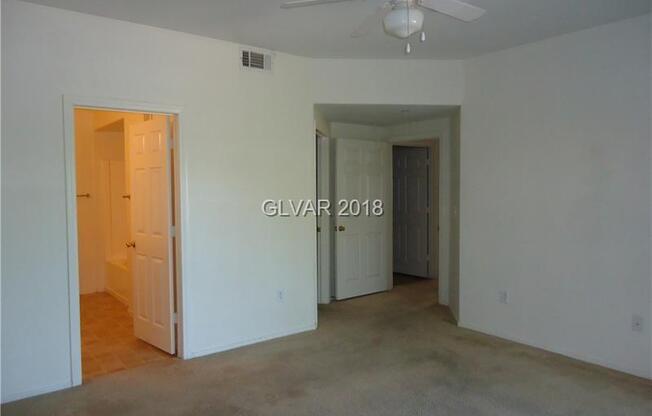 2 beds, 2 baths, $1,350, Unit Unit 1626