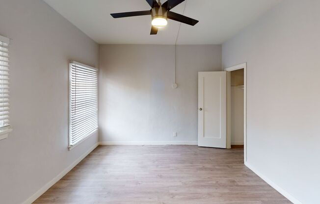 Guntharp Apts...Newly Remodeled Gorgeous Apartments...CALL NOW!