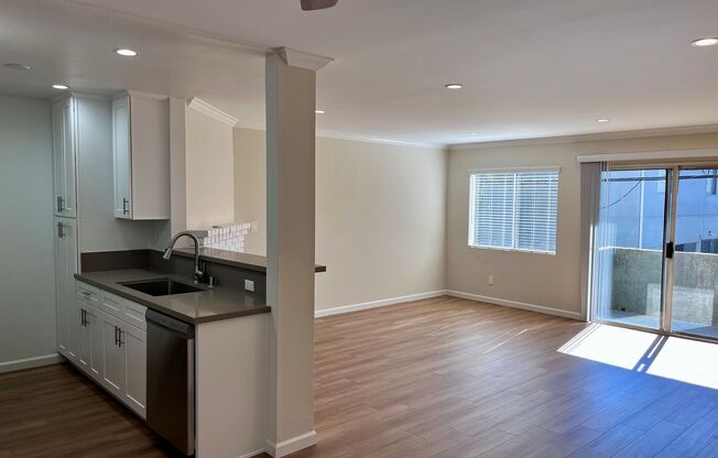 2475 Corinth Apartments