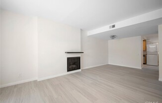 4328 Whitsett Ave