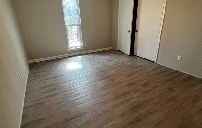 2 beds, 1.5 baths, 990 sqft, $1,025, Unit 4414-B
