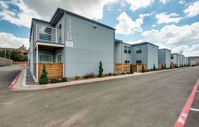 1 bed, 1 bath, 682 sqft, $1,444, Unit 112