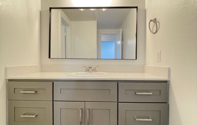 1 bed, 1 bath, 793 sqft, $1,150, Unit 269