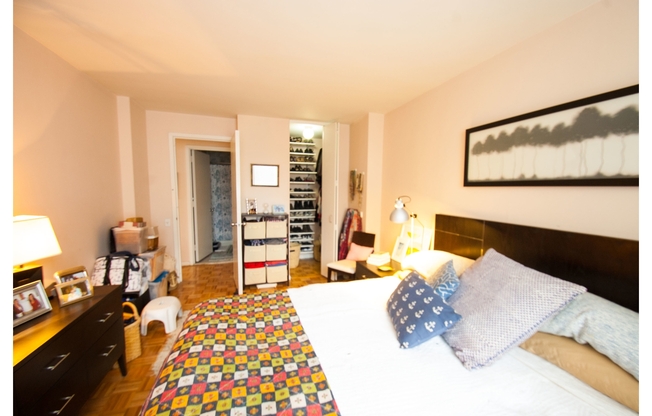 1 bed, 1 bath, 650 sqft, $5,500, Unit 10J