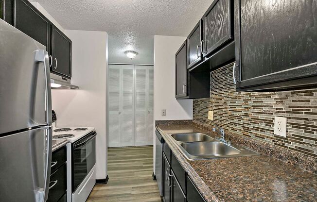 1 bed, 1 bath, 750 sqft, $1,200, Unit 7700-308