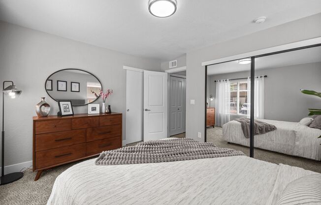 1 bed, 1 bath, 708 sqft, $1,725, Unit 142