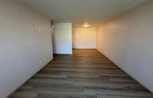 1 bed, 1 bath, $795, Unit 37