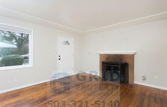 Charming 2 Bedrooms Home in Montavilla!