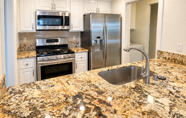 1 bed, 1.5 baths, $3,500, Unit # 113