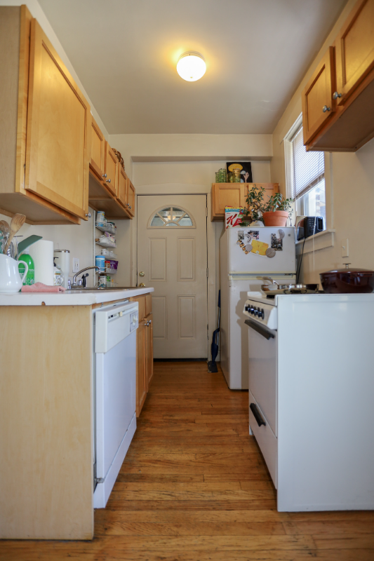 1041 N SHR
