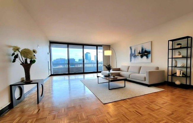 1 bed, 1 bath, 655 sqft, $2,795, Unit 1004