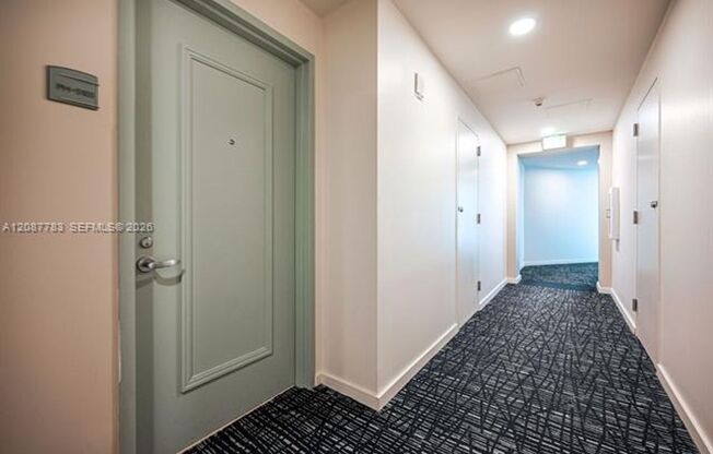 2 beds, 2.5 baths, $7,600, Unit # 5103