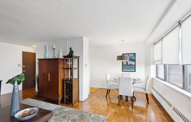 1 bed, 1 bath, 650 sqft, $1,175, Unit 816