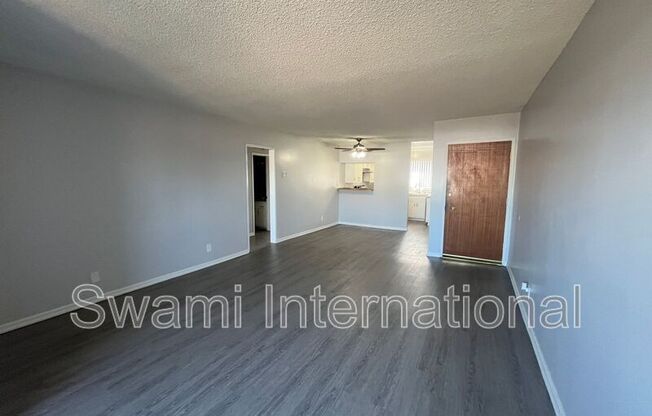 332 W REGENT ST