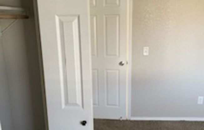 1 bed, 1 bath, 630 sqft, $749, Unit 2723-205