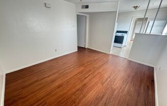 3 beds, 2 baths, $775