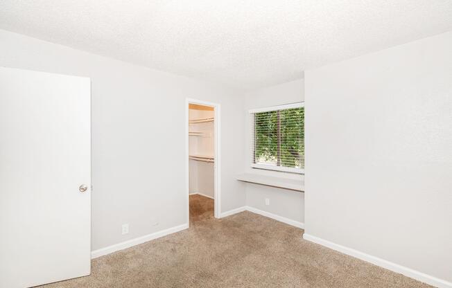 2 beds, 1 bath, 610 sqft, $1,125