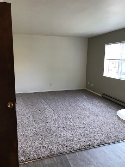 1 bed, 1 bath, 500 sqft, $900, Unit 11