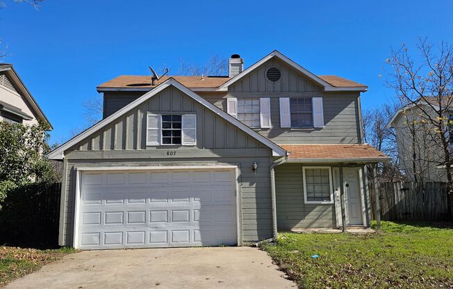 Round Rock 3 Bed / 2 Bath Home with Large Backyard