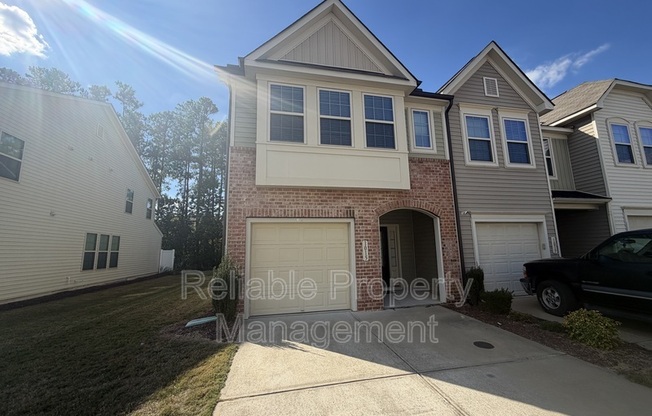 1015 GRAND RDG DR