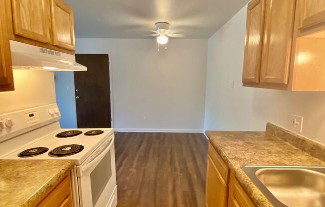 1 bed, 1 bath, 750 sqft, $1,145, Unit 302
