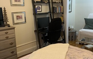 Studio, 1 bath, $1,800, Unit 21