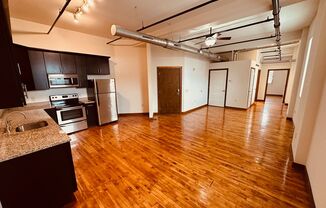 1 bed, 1 bath, 796 sqft, $1,375, Unit Unit 304