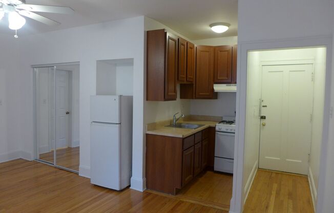 Linder/ Lawrence Apartments
