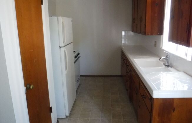 1 bed, 1 bath, $1,795, Unit 07