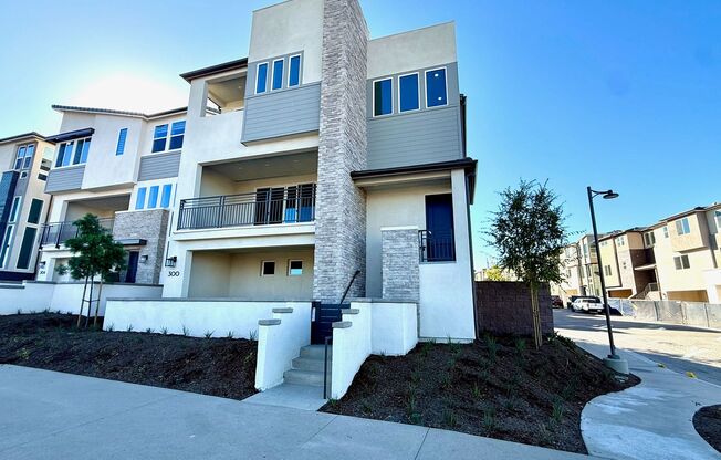 Amazing new home in San Marcos' best new district!