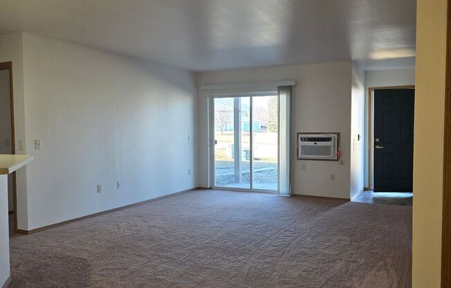 2 beds, 1 bath, 856 sqft, $1,269, Unit PL   2203